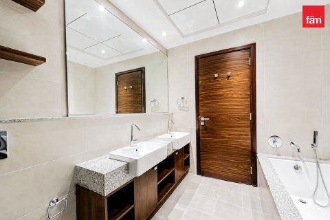 Apartament në Al Kifaf, Dubai, Emiratet e Bashkuara Arabe 1 dhomë gjumi, 92.4 m2. № 741507 - Foto 8