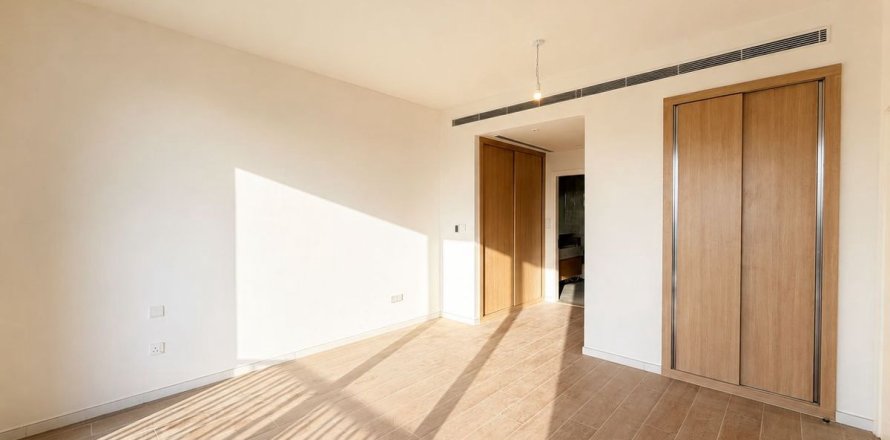 Townhouse in Jebel Ali, Dubai, UAE 3 bedrooms, 238 sq.m. № 741506