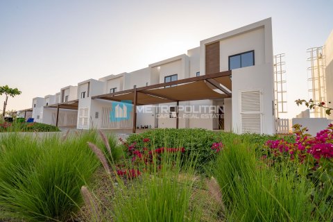 טאונהאוס להשכרה ב Al Ghadeer, Abu Dhabi, איחוד האמירויות  3 חדרי שינה, 155.4 מ"ר, מספר 632589 - תמונה 23