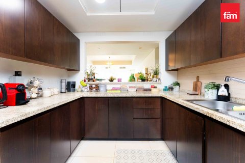 Apartamento en venta en Palm Jumeirah, Dubai, EAU 3 dormitorios, 397.9 m2 № 610551 - foto 5