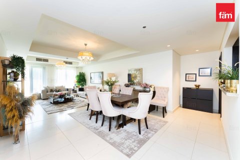 Apartamento en venta en Palm Jumeirah, Dubai, EAU 3 dormitorios, 397.9 m2 № 610551 - foto 2