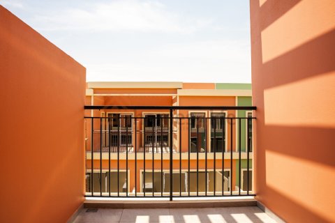 Townhouse de vânzare în Damac Lagoons, Dubai, EAU 3 dormitoare, 144 mp. №721714 - poză 13