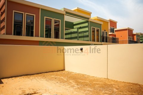 Townhouse de vânzare în Damac Lagoons, Dubai, EAU 3 dormitoare, 144 mp. №721714 - poză 3