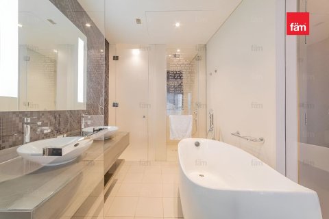 Apartament de închiriat în Business Bay, Dubai, EAU 3 dormitoare, 168.4 mp. №691197 - poză 7