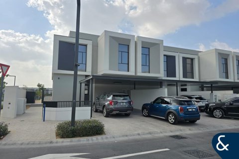 Kamienica na sprzedaż w Al Furjan, Dubai, ZEA 4 sypialnie, 269 mkw., nr 667210 - zdjęcie 2