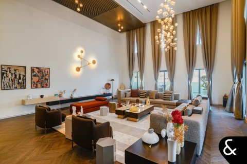 Apartamento en venta en Palm Jumeirah, Dubai, EAU 6 dormitorios, 1613 m2 № 667205 - foto 3
