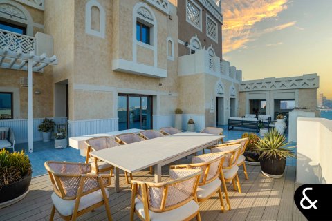 Apartamento en venta en Palm Jumeirah, Dubai, EAU 6 dormitorios, 1613 m2 № 667205 - foto 23