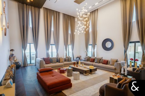 Apartamento en venta en Palm Jumeirah, Dubai, EAU 6 dormitorios, 1613 m2 № 667205 - foto 4