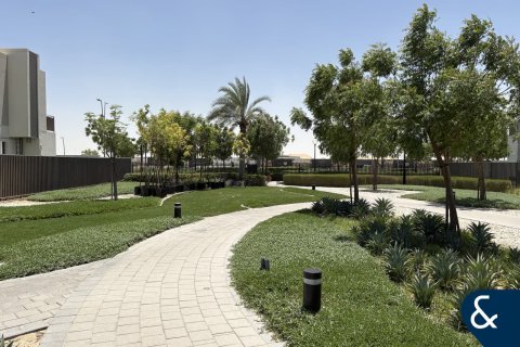 Villa Dubai South (Dubai World Central), Dubaijā, AAE 4 istabas, 236 m2 Nr. 667207 - attēls 17