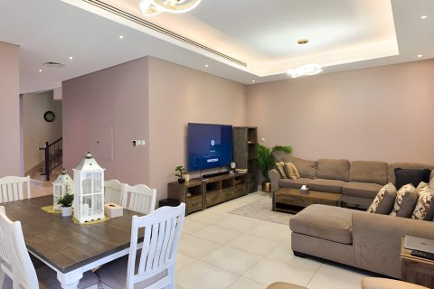 Müüa villa asukohaga Sharjah, AÜE: 10 magamistoaga, 850.81 m² Nr 748904 - pilt 16