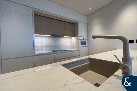 Apartament de închiriat în Al Jaddaf, Dubai, EAU 1 cameră, 74 mp.  №685160 - poză 2