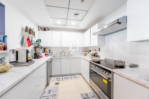 Apartment til leje i Palm Jumeirah, Dubai, UAE 3 soveværelser, 222 kvm № 664324 - foto 8