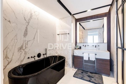 Apartmán v Jumeirah Lake Towers, Dubai, SAE 3 spálne, 157 m2 č. 682743 - Fotografia 15