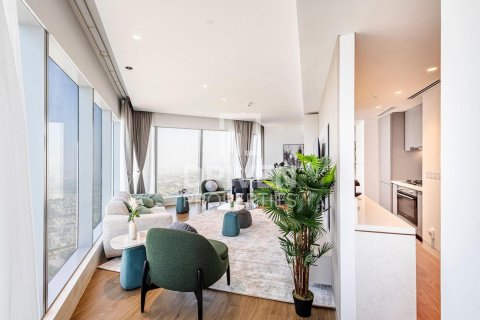Apartmán v Jumeirah Lake Towers, Dubai, SAE 3 spálne, 157 m2 č. 682743 - Fotografia 2