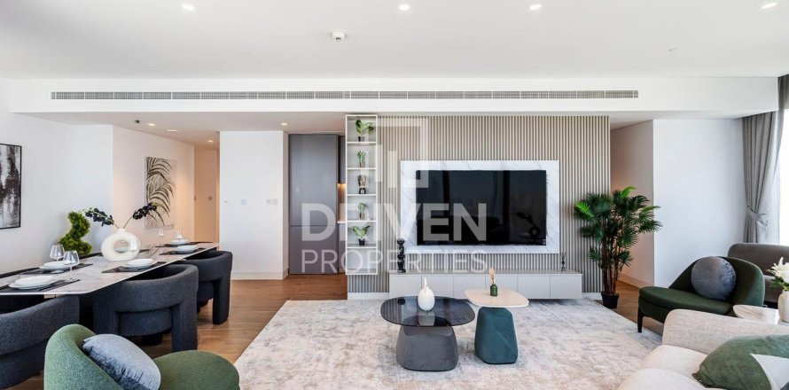 Apartmán v Jumeirah Lake Towers, Dubai, SAE 3 spálne, 157 m2 č. 682743