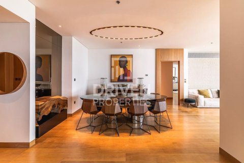 Квартира в Джумейра, Дубай, ОАЕ 3 спальні, 244м2 № 682631