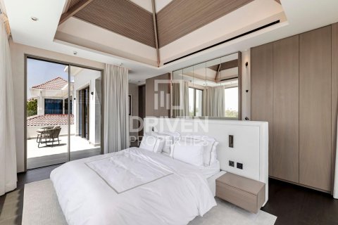 Vila di Jumeirah Golf Estates, Dubai, UEA 5 kamar tidur, 785 m2 nomor 682632 - foto 13