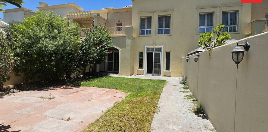 Māja Dubaijā, AAE 3 istabas, 255 m2 Nr. 719062