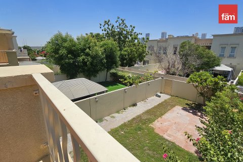 Kuća u nizu u gradu Dubai, UAE 3 spavaće sobe, 255 m2 Br. 719062 - Slika 9