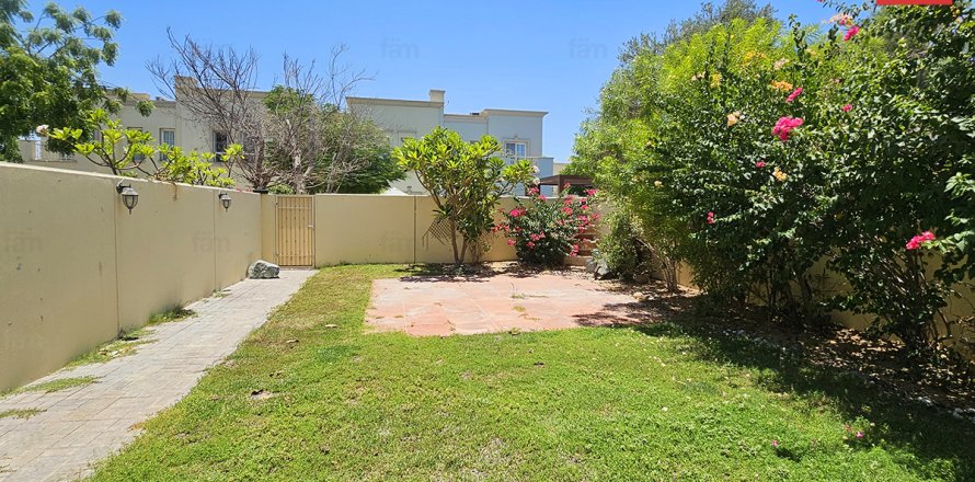 Kuća u nizu u gradu Dubai, UAE 3 spavaće sobe, 255 m2 Br. 719062