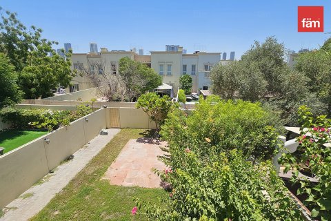 Kuća u nizu u gradu Dubai, UAE 3 spavaće sobe, 255 m2 Br. 719062 - Slika 8