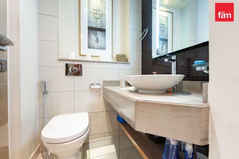 Apartamento en alquiler en Business Bay, Dubai, EAU 3 dormitorios, 178.2 m2 № 719063 - foto 20