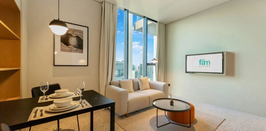 Apartment i Business Bay, Dubai, UAE 34.8 kvm № 678460