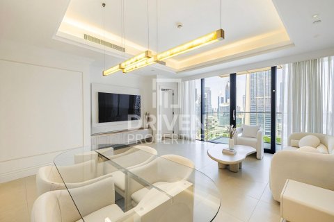 Apartament de vânzare în Downtown Dubai (Downtown Burj Dubai), Dubai, EAU 2 dormitoare, 134.62 mp.  №761725 - poză 2