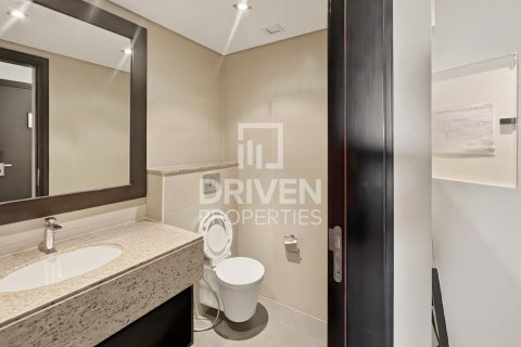 Apartmen di Palm Jumeirah, Dubai, UAE 1 bilik tidur, 107.58 meter persegi № 746380 - foto 9