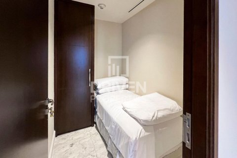 Apartman u gradu Downtown Dubai (Downtown Burj Dubai), Dubai, UAE 4 spavaće sobe, 253.63 m2 Br. 746385 - Slika 10