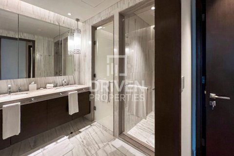 Apartman u gradu Downtown Dubai (Downtown Burj Dubai), Dubai, UAE 4 spavaće sobe, 253.63 m2 Br. 746385 - Slika 21
