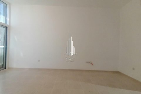 Пәтер Al Khalidiya, Абу-Даби, БАӘ-да 3 жатын бөлмелер, 139.4 м² № 572823 - фото 12
