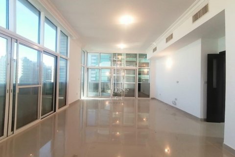 Пәтер Al Khalidiya, Абу-Даби, БАӘ-да 3 жатын бөлмелер, 139.4 м² № 572823 - фото 6