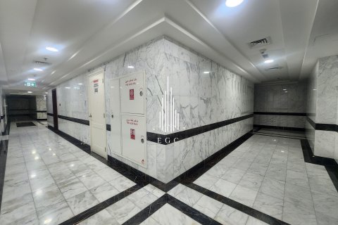 Apartament në Al Khalidiya, Abu Dhabi, Emiratet e Bashkuara Arabe 4 dhoma gjumi, 237.8 m2. № 572822 - Foto 19