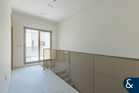 Vila u Jumeirah Golf Estates, Dubai, UAE 3 spavaćih soba, 204 m2 Br. 667230 - fotografija 7