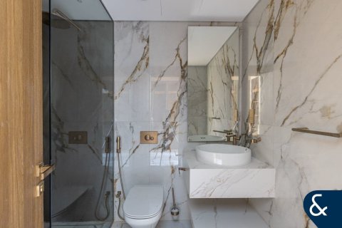 Vila u Jumeirah Golf Estates, Dubai, UAE 3 spavaćih soba, 204 m2 Br. 667230 - fotografija 10