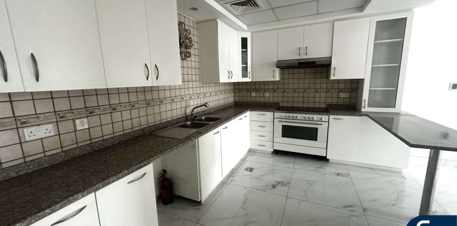 Huoneisto Motor City, Dubai, Arabiemiraatit 2 makuuhuonetta, 186 m2 № 667228