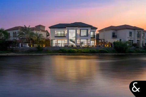 Vila di Jumeirah Islands, Dubai, UAE 4 bilik tidur, 502 meter persegi № 667231 - foto 1