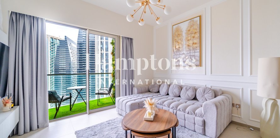 Lakás itt: Palm Jumeirah, Dubai, EAE, 2 hálószoba, 119.32 m², azonosító: 704202