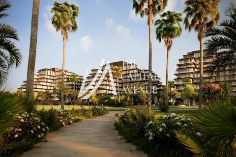 Dupleks në Yas Island, Abu Dhabi, Emiratet e Bashkuara Arabe 2 dhoma gjumi, 232 m2. № 604774 - Foto 3