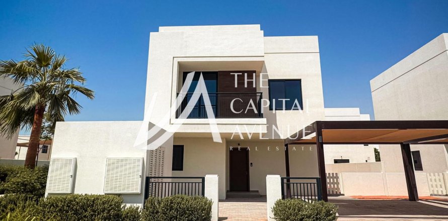 Vilë në Yas Island, Abu Dhabi, Emiratet e Bashkuara Arabe 4 dhoma gjumi, 210 m2. № 604771
