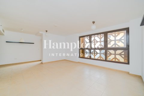 Apartmen di Jumeirah Beach Residence, Dubai, UAE 2 bilik tidur, 122.32909622 meter persegi № 662698 - foto 8