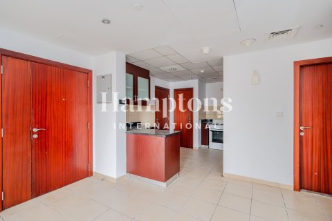 Apartmen di Jumeirah Beach Residence, Dubai, UAE 2 bilik tidur, 122.32909622 meter persegi № 662698 - foto 9
