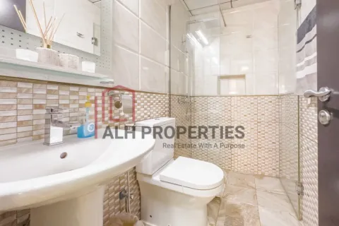 Vilë në The Springs, Dubai, Emiratet e Bashkuara Arabe 3 dhoma gjumi, 213 m2. № 690353 - Foto 17