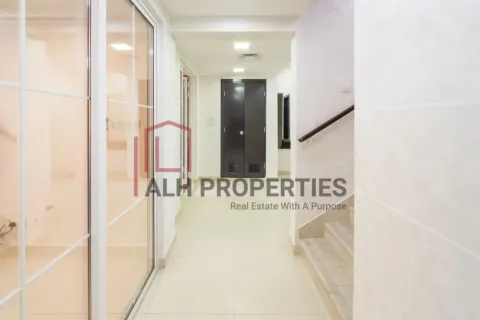 Vilë në The Springs, Dubai, Emiratet e Bashkuara Arabe 3 dhoma gjumi, 213 m2. № 690353 - Foto 13