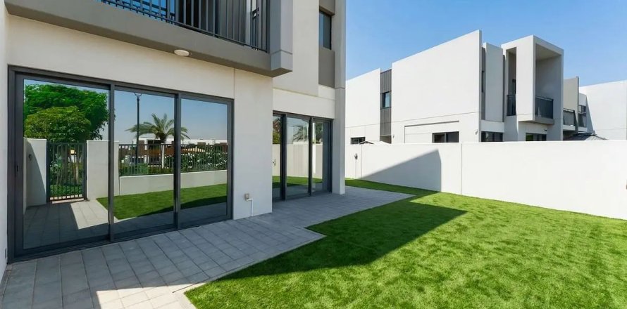 Σπίτι σε Dubai, ΗΑΕ 4 υπνοδωμάτια, 243.7 τ.μ. Αρ. 722617
