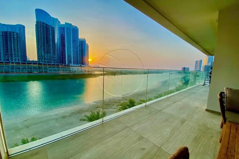 阿联酋 Abu Dhabi Al Reem Island 待租 : 3 卧, 214 平方米 , 编号616016 - 照片 1