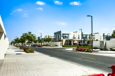 Üürile anda ridamaja asukohaga The World Islands, Dubai, AÜE: 3 magamistoaga, 173.99988676 m² Nr 703423 - pilt 21