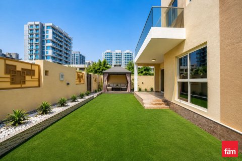 Al Furjan, Dubai, BAE’de satılık villa 5 yatak odası, 600 m&sup2; No 721844 - fotoğraf 18