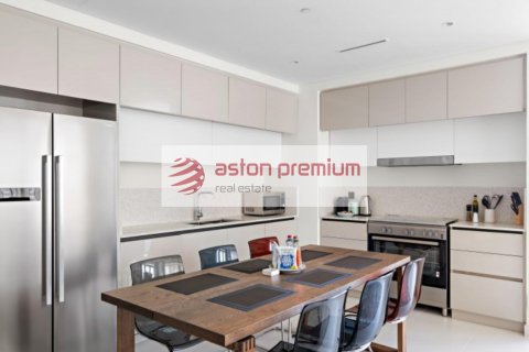 Apartmen di Dubai Harbour, Dubai, UAE 3 bilik tidur, 158 meter persegi № 754862 - foto 8